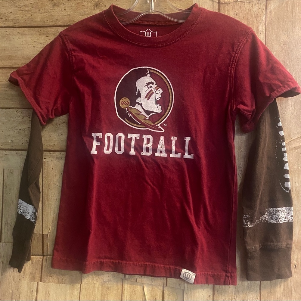 Wes & willy football top
